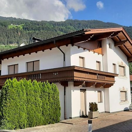 Haus Gruber Apartamento Zell am Ziller Exterior foto